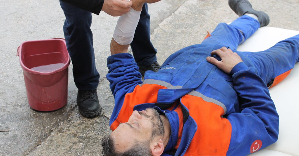 如何提高游戏开发的技术实力,对抗技术支持辅助威胁