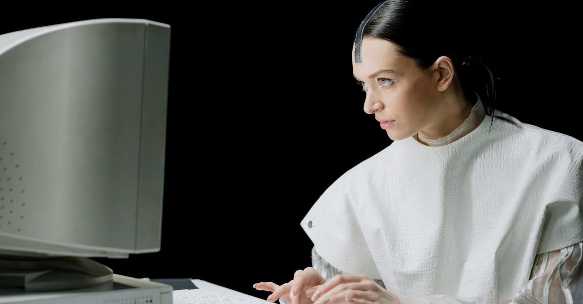 熊猫ip实名账号:女士服装购买平台