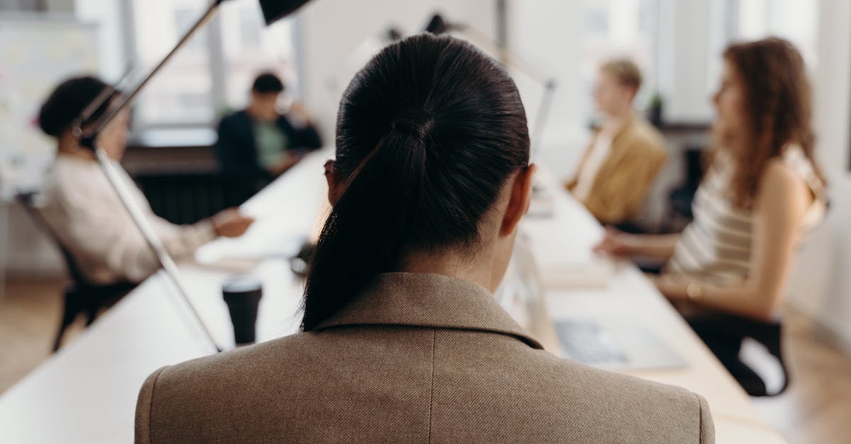 腾讯云国际站实名账号：流量卡的退换货政策和费用