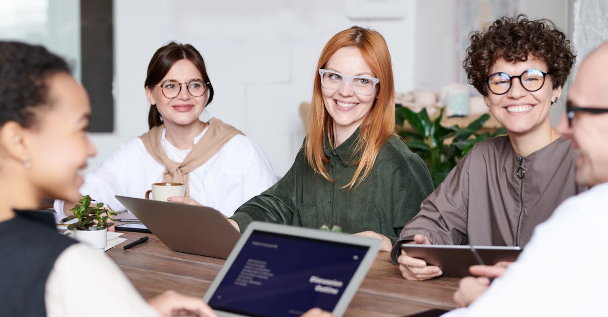 V粉卡实名账号：家庭买药app详情下载教程