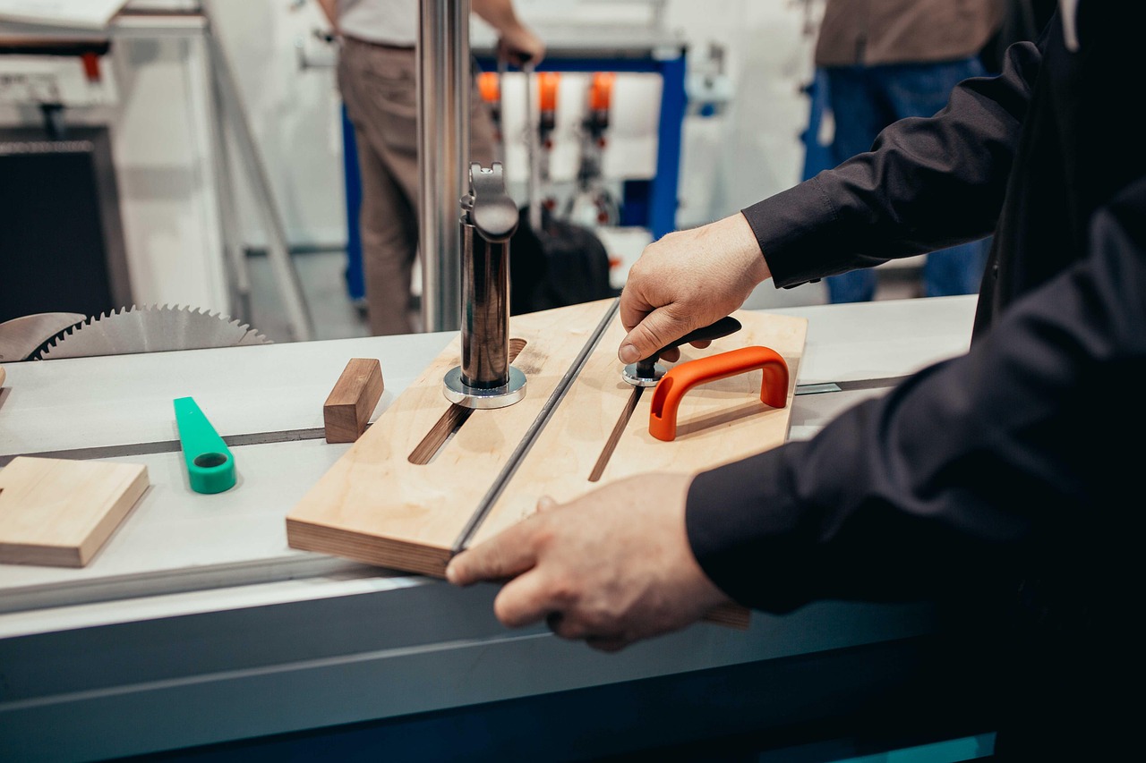 天龙八部2：飞龙战天辅助- 黑执事同人游戏详情下载教程app